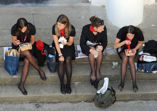 Ricerca Ue, lavoratori italiani i più attenti in pausa pranzo © ANSA