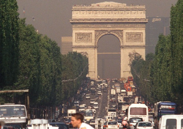 Inquinamento a Parigi © ANSA 