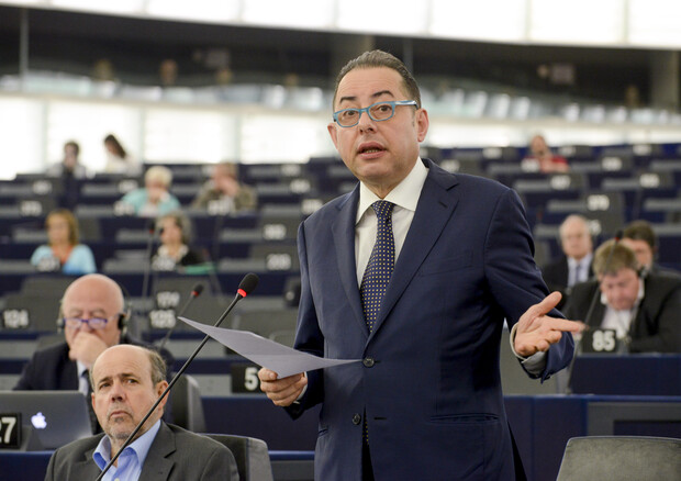 Gianni Pittella in Parlamento a Strasburgo © Ansa