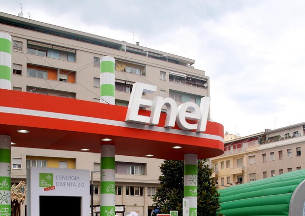 Enel investirà 300 mln su ricariche auto elettriche © ANSA 