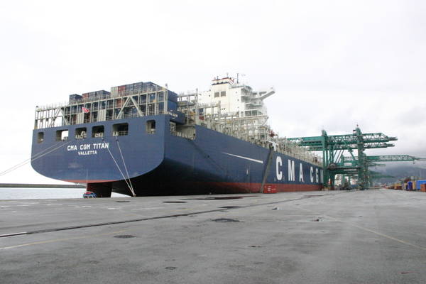 Porti: record di container per Genova, +9,3% in 2014