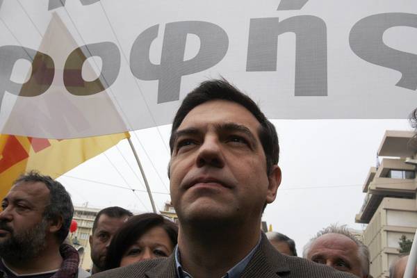 Il leader di Syriza all'Alexis Tsipras allo sciopero generale del 27 novembre scorso ad Atene