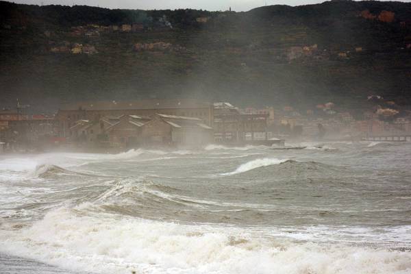 Maltempo: prorogate allerta meteo in Liguria