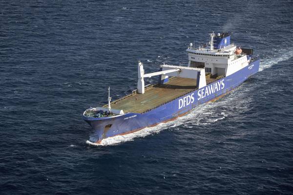 Il cargo danese Ark Futura destinato al trasporto delle armi chimiche siriane