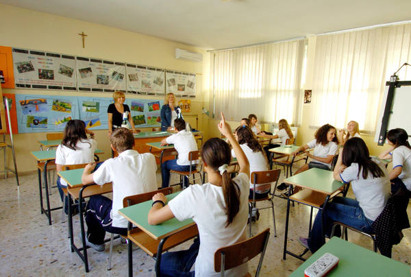 Italia senza strategia formazione insegnanti scienze