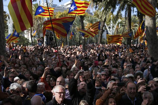 Bandiere indipendentiste catalane