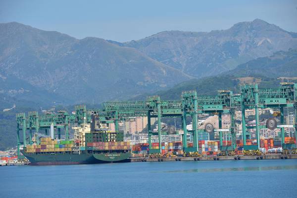Porti: Rixi, concessioni e Blueprint priorità per Genova