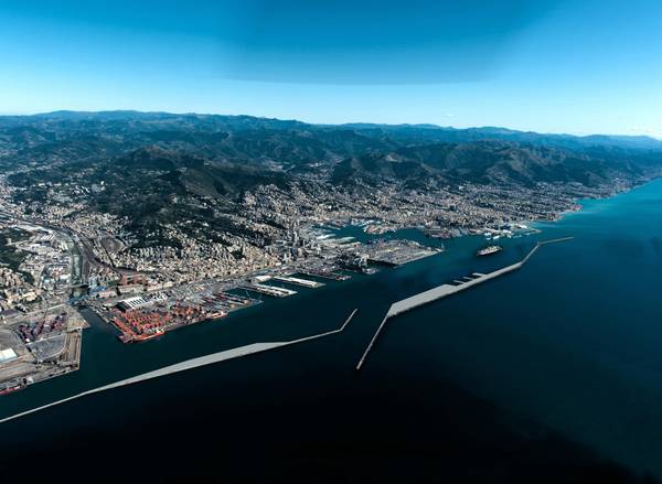 La nuova diga foranea del porto di Genova