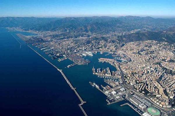 Porti: Genova; Rixi, autoparco è obbiettivo prioritario