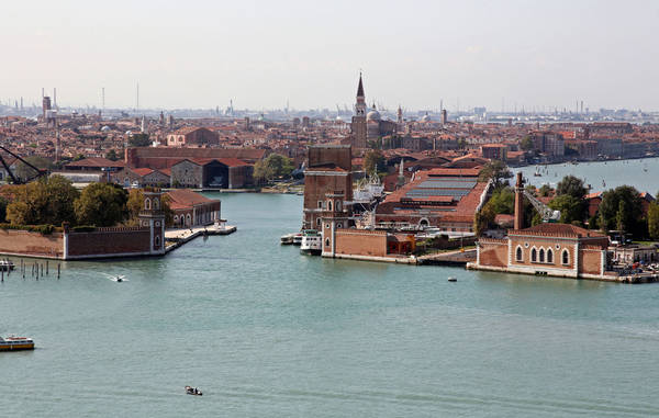 Venezia rinnova lo 'sposalizio con il mare' per la festa della Sensa