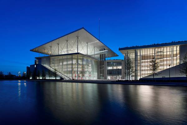 Il Centro culturale della Fondazione Stavros Niarchos di Atene, progettato da Renzo Piano (foto  Yiorgis Yerolymbos)