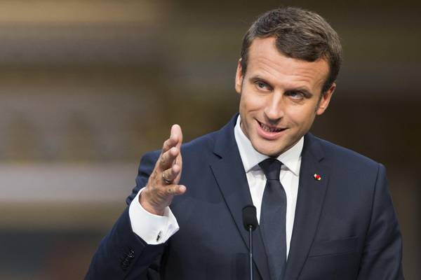 Fincantieri: Macron, 'rivedere accordo su Stx'
