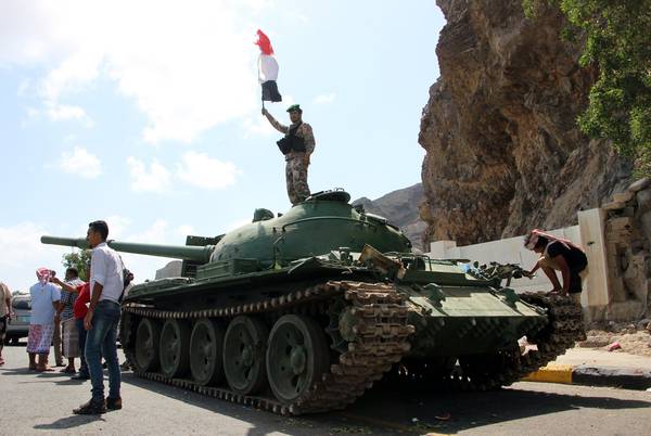 Miliziani separatisti ad Aden