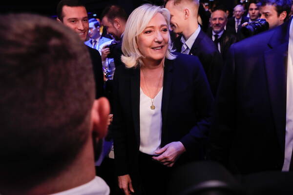 Le Pen à Macron, « le gouvernement humilié par 26 mineurs en fugue » – Politique