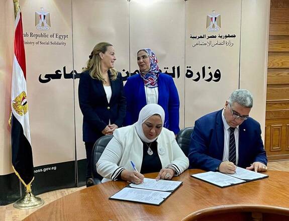 Egypt opens first center for orphans available for adoption - General news - ANSAMed
