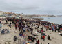 Migranti: Spagna, sassi e fumogeni al confine di Ceuta