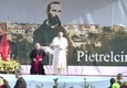 Papa a Pietrelcina: 'I giovani trovino lavoro qui' © ANSA