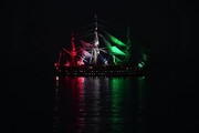 Genova, l'Amerigo Vespucci s'illumina con il Tricolore