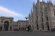Covid, Milano ripiomba in zona rossa: negozi chiusi e centro vuoto