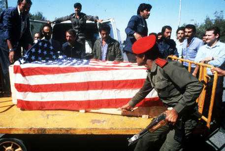 I funerali di Leon Klinghoffer l'americano disabile ucciso e gettato in mare dai terroristi durante il sequestro dell'Achille Lauro © ANSA