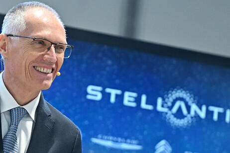 El director general de Stellantis, Carlos Tavares, presentó los resultados de 2023.