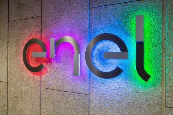 Enel: nuovo massimo in Borsa, Gruppo vale 90 miliardi