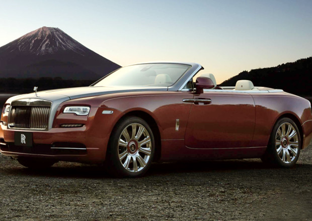 Rolls-Royce Dawn, primo esemplare all'asta a 750.000 dollari © ANSA