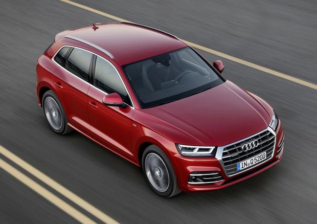 Audi ha svelato a Parigi seconda generazione del suo suv Q5 © Audi Press
