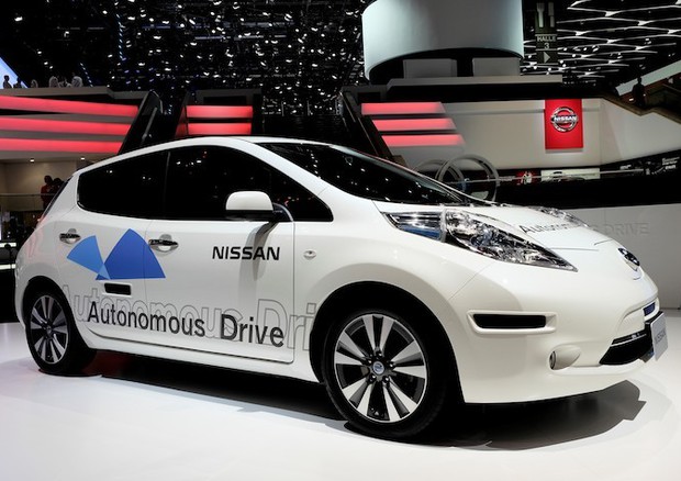 A Londra al via test guida autonoma con elettrica Leaf © Nissan