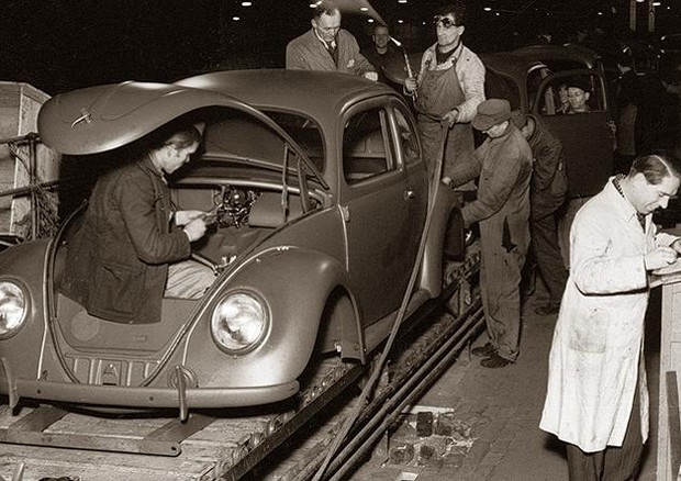 Volkswagen, compie 80 anni il colosso mondiale dell'auto © Volkswagen Press