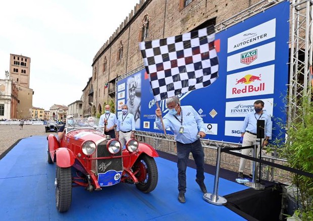 Gran Premio Nuvolari, trionfa coppia padre-figlio Vesco © ANSA