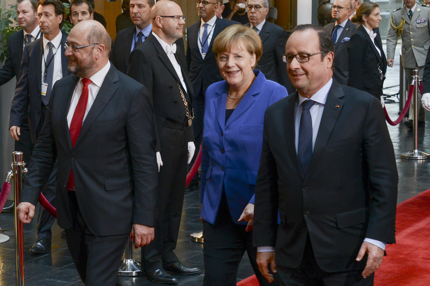 Martin Schulz, Angela Merkel e François Hollande © Parlamento Ue - RIPRODUZIONE RISERVATA