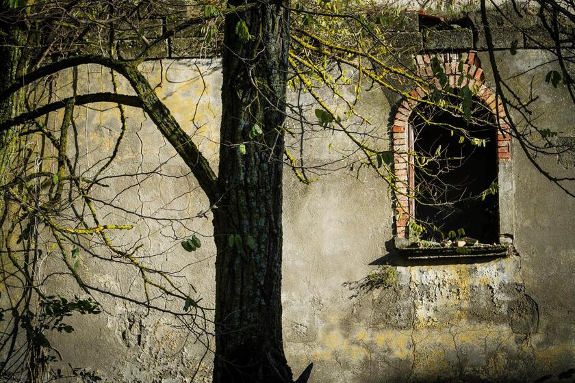 Borghi fantasma: Conza della Campania, in Irpinia - ALL RIGHTS RESERVED