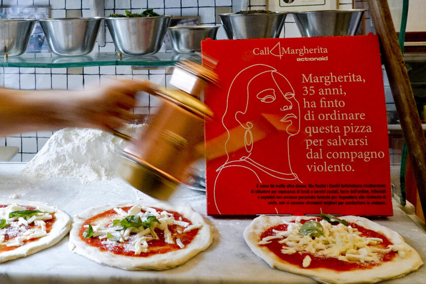 Violence women: Actionaid, a pizza can save a life - ALL RIGHTS RESERVED