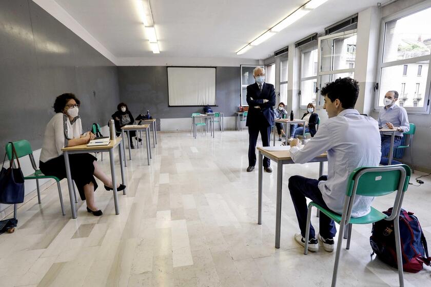 Scuola: esami di maturit� a Milano - ALL RIGHTS RESERVED