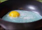 Le uova verdi di Halloween preparate dalla Società americana di chimica (fonte: ACS, YouTube) © Ansa