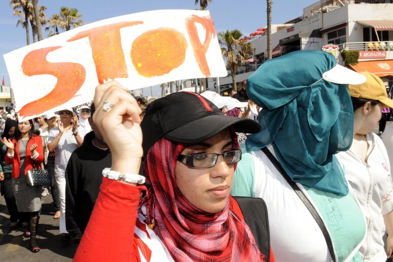 Protest in Casablanca against an alleged child rape [ARCHIVE MATERIAL 20130505 ] -     RIPRODUZIONE RISERVATA