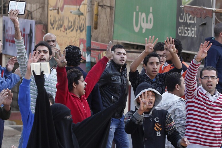 Protestano gli islamici egiziani © ANSA/EPA