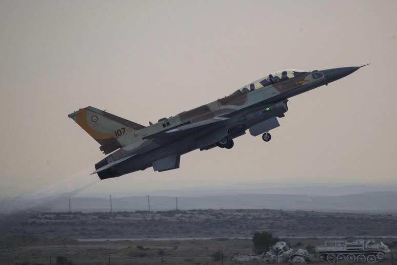 Un F-151 israeliano (archivio) © ANSA/EPA