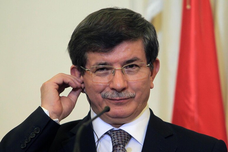 Ahmet Davutoglu, ministro degli esteri uscente e prossimo premier turco © ANSA/EPA