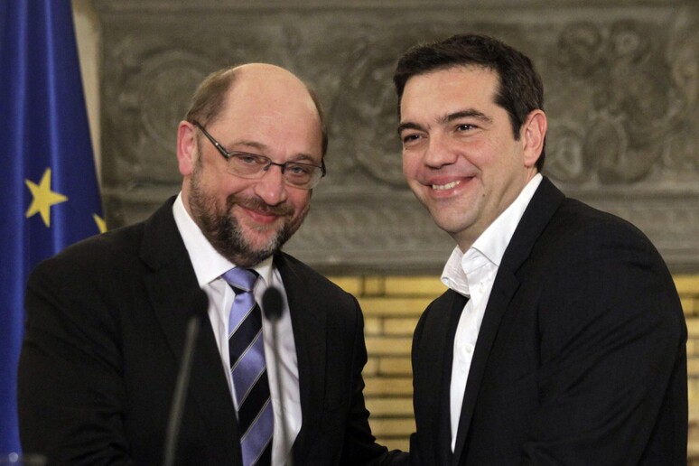 L 'incontro Tsipras-Schulz © ANSA/EPA