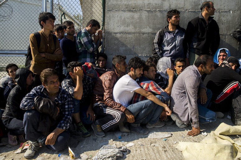 Migranti:Times, Ue prepara piano da 400mila espulsioni © ANSA/AP
