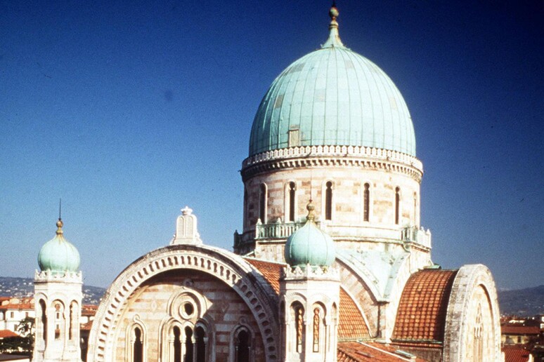 La Sinagoga di Firenze -     RIPRODUZIONE RISERVATA
