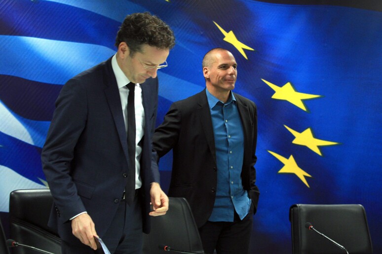 Il presidente dell 'Eurogruppo, Jeroen Dijsselbloem e il ministro delle Finanze greco, Yanis Varoufakis © ANSA/EPA