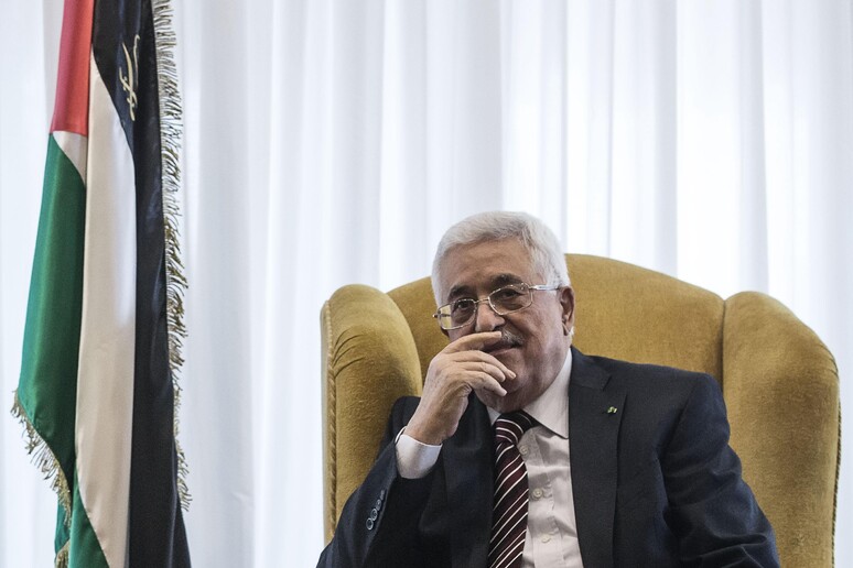 Abu Mazen -     RIPRODUZIONE RISERVATA