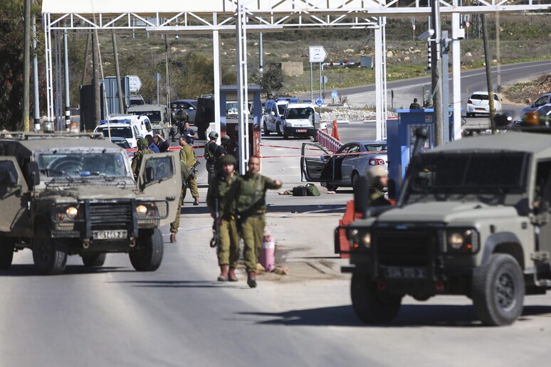 Chiuso l 'accesso a Ramallah © ANSA/EPA
