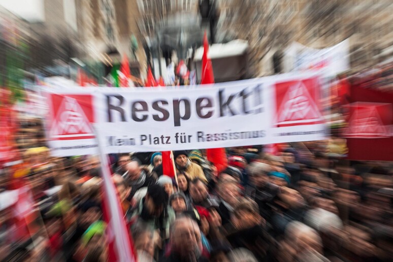 Manifestazione contro il razzismo in Germania -     RIPRODUZIONE RISERVATA