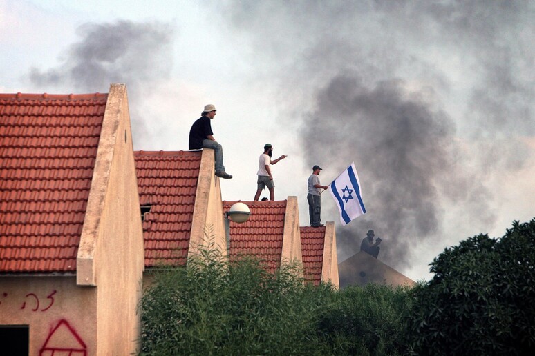 Mo: rapporto Quartetto, Israele fermi gli insediamenti © ANSA/EPA