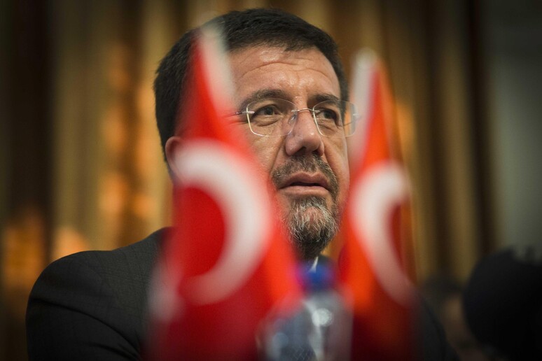 Il ministro dell 'Economia, Nihat Zeybekci © ANSA/EPA
