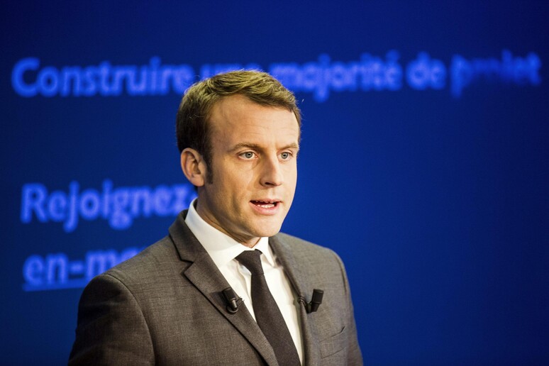 L 'ex ministro dell 'Economia Emmanuel Macron candidato alle presidenziali in Francia -     RIPRODUZIONE RISERVATA